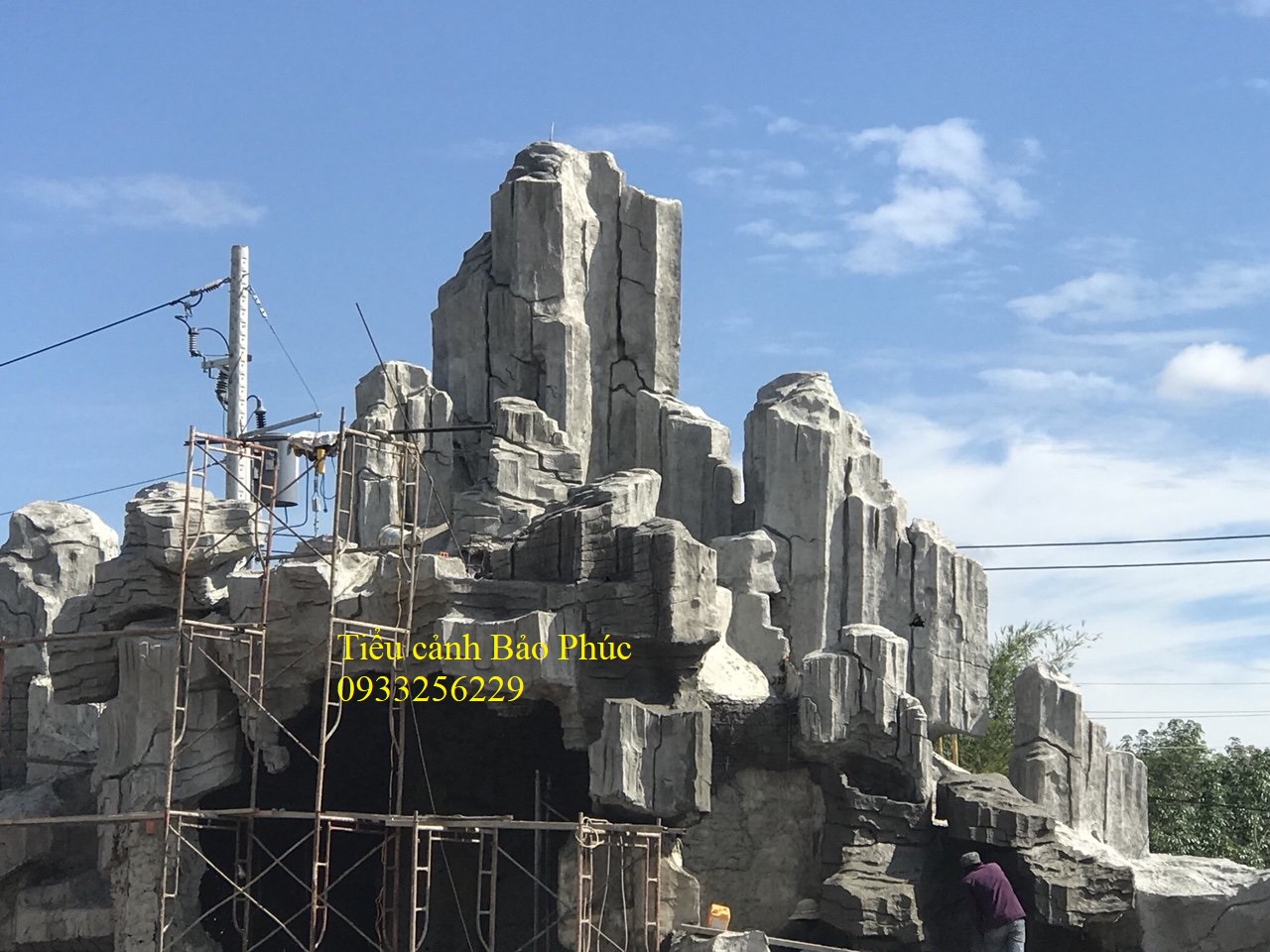 Công trình xây dựng núi xi măng nhân tạo tại Bình Thuận